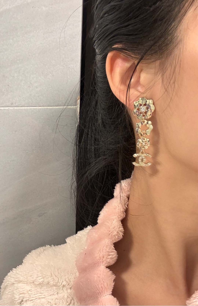 Ch**el earrings